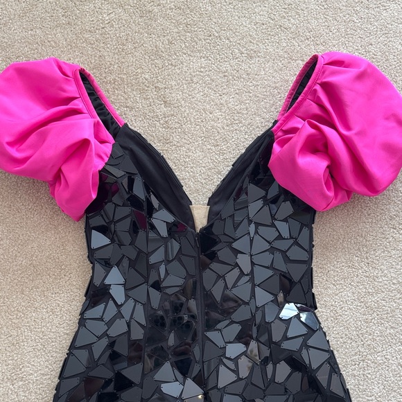 Sherri Hill Black and Pink Mini Dress - Picture 5 of 8